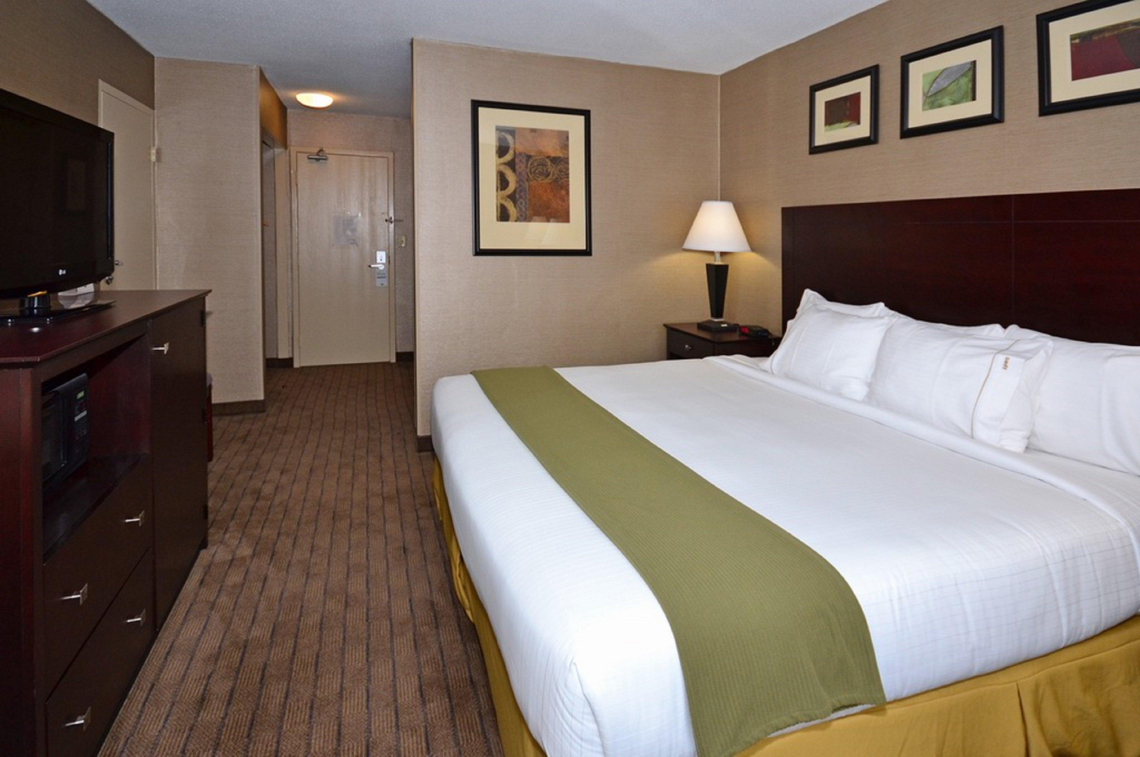 Holiday Inn Express Boston Brockton By Ihg Extérieur photo