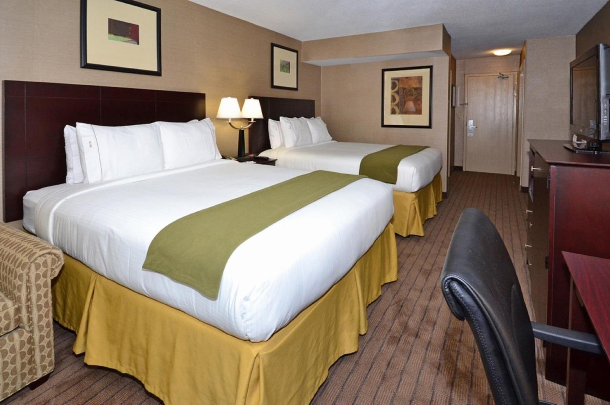 Holiday Inn Express Boston Brockton By Ihg Extérieur photo